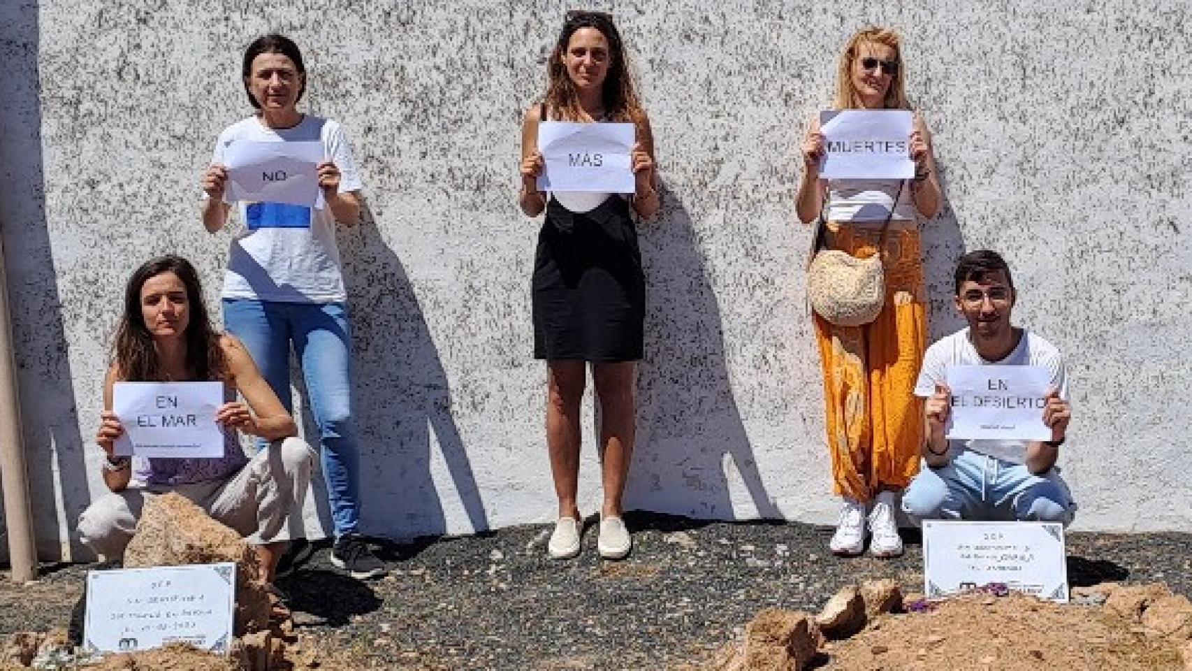 La red de cuidadoras de tumbas de Lanzarote.