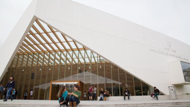 Universidad de País Vasco (UPV).