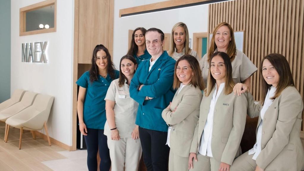 La máxima excelencia en cuidado bucodental en Santiago está en la clínica Maex Pérez Varela