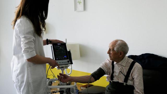 La telemedicina en las residencias de mayores, ¿cómo funciona y qué ventajas ofrece?