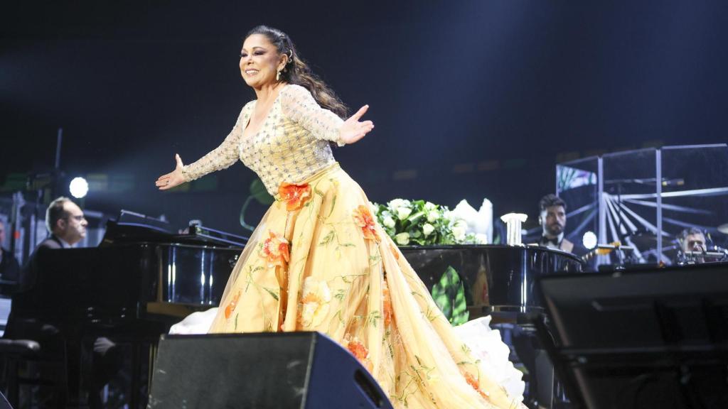 Isabel Pantoja en un concierto en Bilbao.