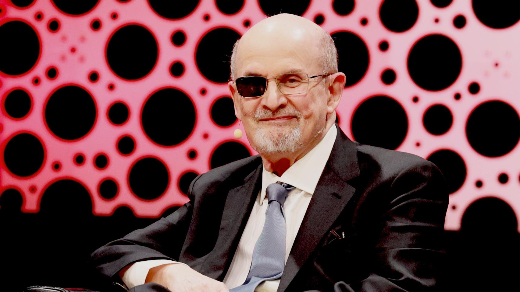 Salman Rushdie en la Feria de Fráncfort de 2023. Foto: Elena Ternovaja