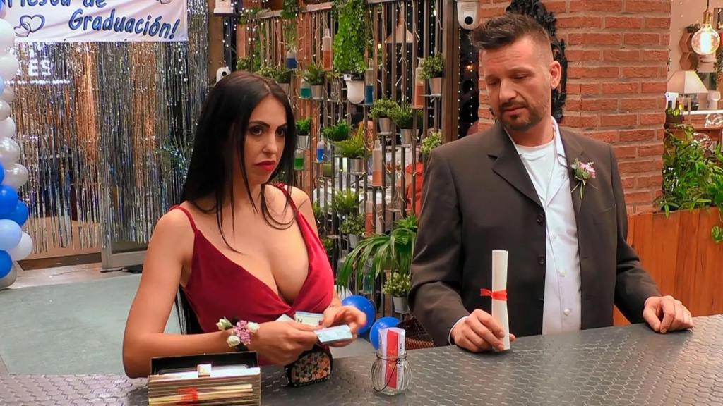 Sergio y Vanesa en ‘First Dates’ en su aniversario.