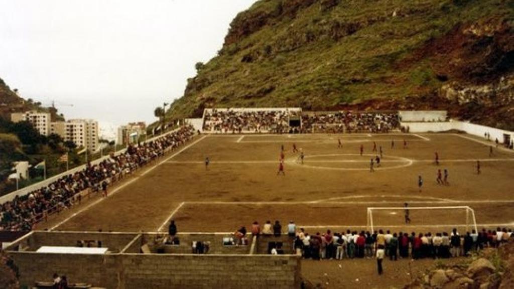 Inaugurado el campo del Mensajero