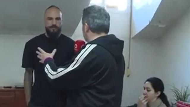 Desalojados los 'okupas' de una vivienda de Lavapiés mientras la inquilina estaba en Toronto