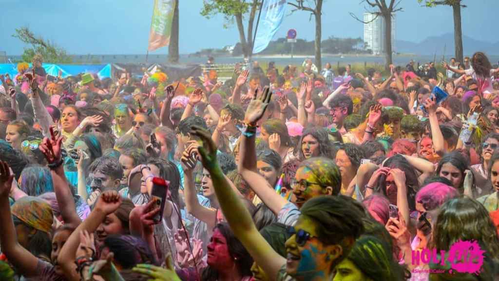 Imagen de la pasada edición de la Holi Life en Vigo.