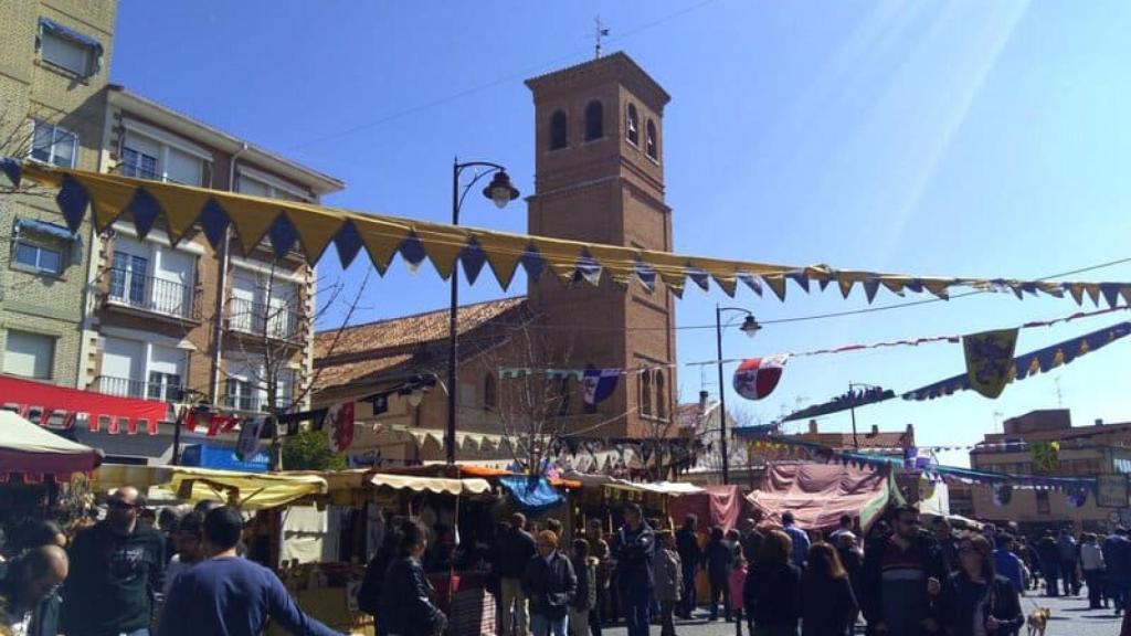 Mercado medieval en una foto de archivo.