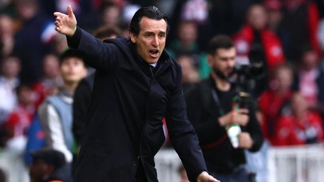 Unai Emery, durante un partido con el Aston Villa.