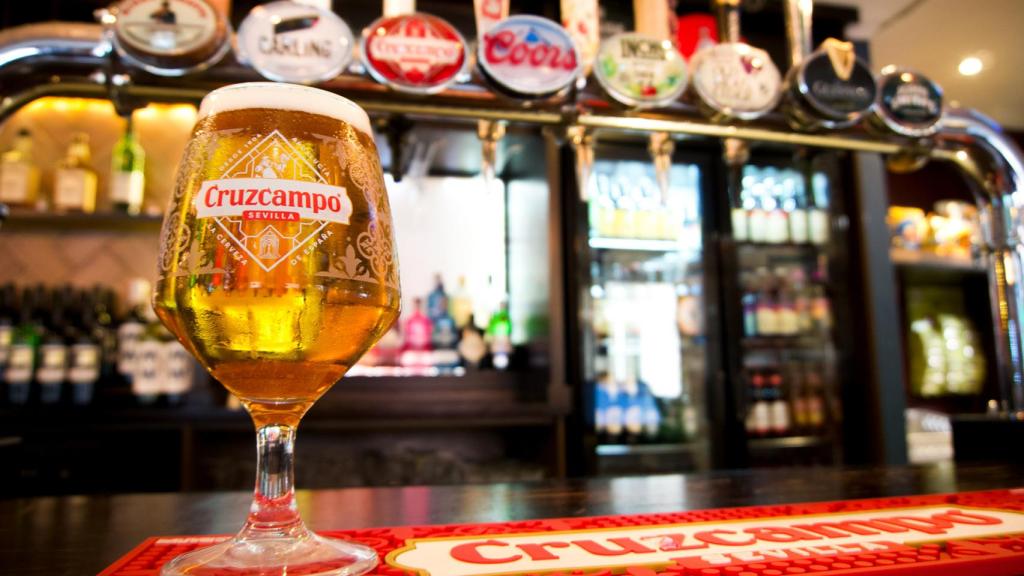 Cruzcampo en un pub de Leeds.