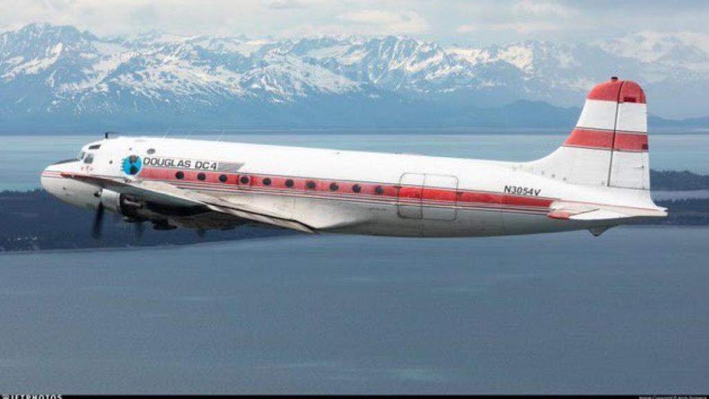 Imagen de un avión Douglas DC-4.