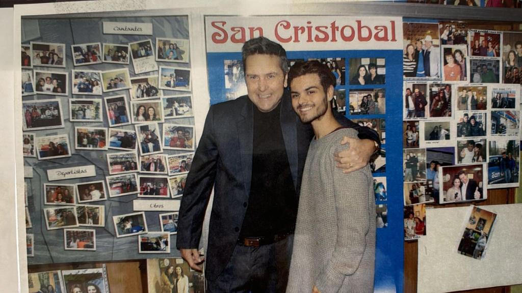 El cantante Abraham Mateo tras aprobar el carnet de conducir