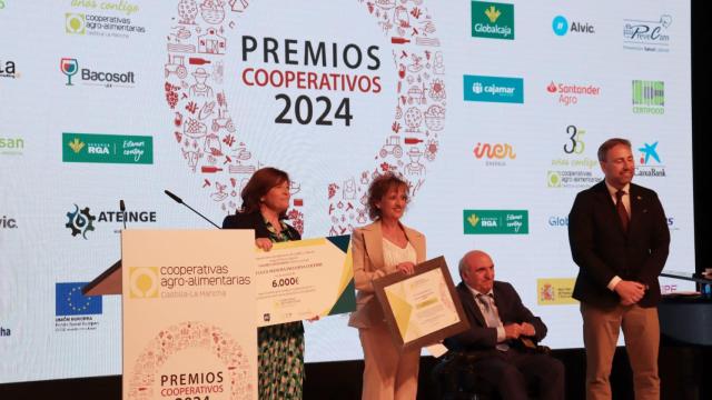 Recogida del premio.