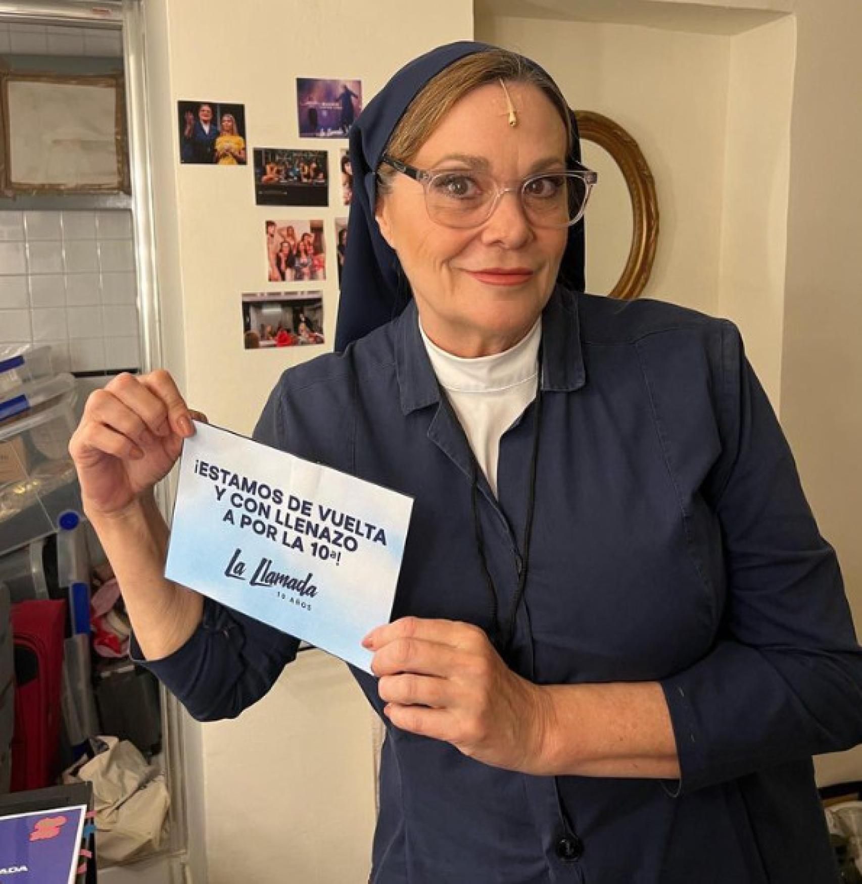 Marta Valverde vestida de monja por su papel en 'La llamada'