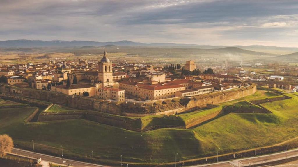 Ciudad Rodrigo y su muralla.
