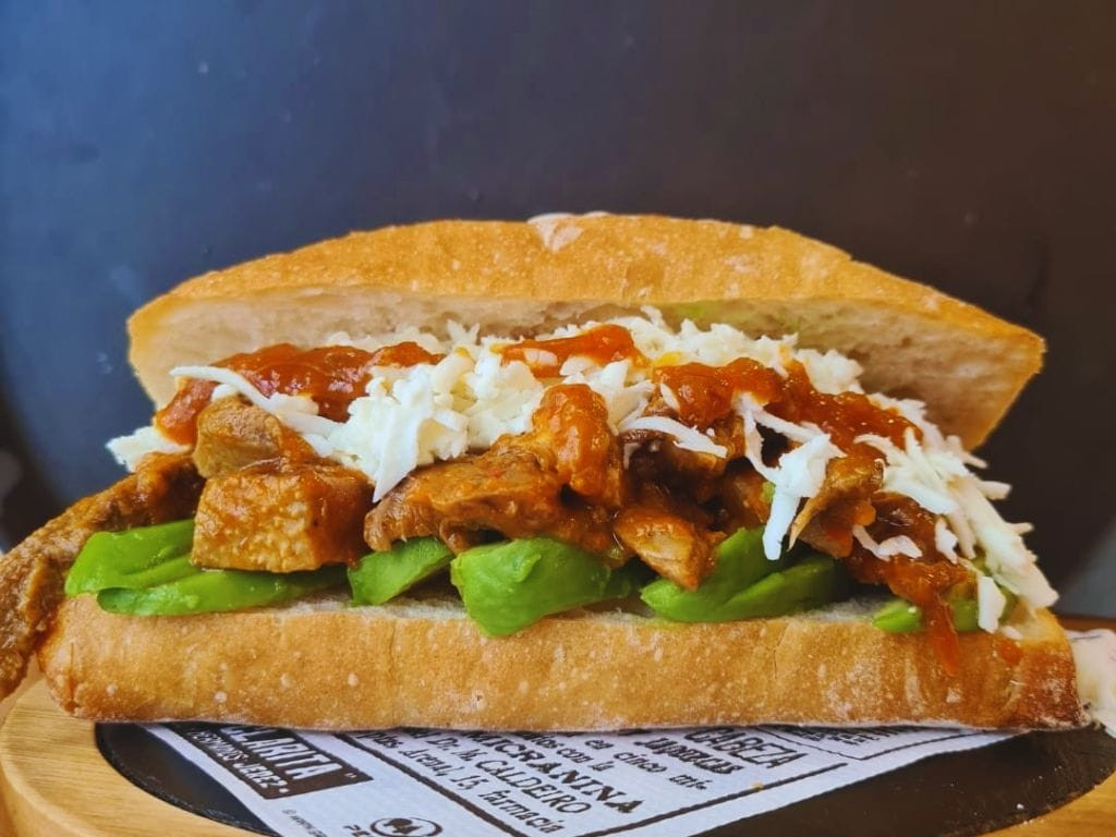 Bocadillo ‘Cinaruco’.