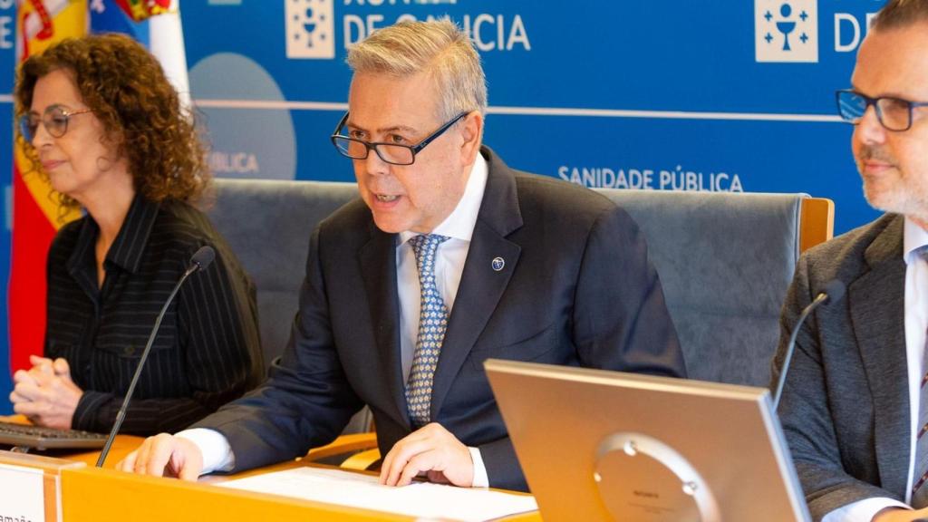 El conselleiro de Sanidade, Antonio Gómez Caamaño, en rueda de prensa.