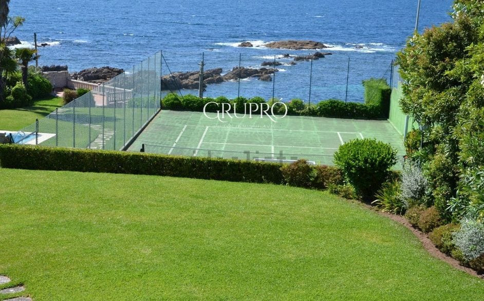 Parte del jardín de la casa. Foto: Idealista