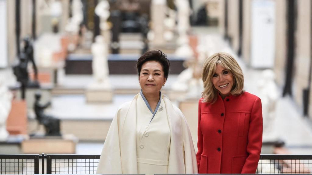 Brigitte Macron y Peng Liyuan.