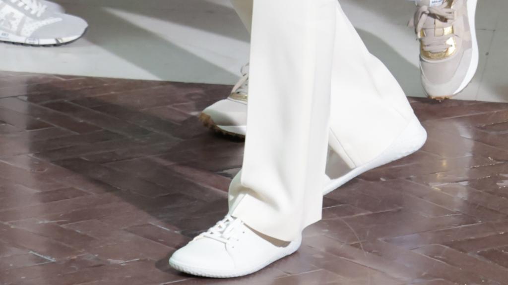 El detalle de las deportivas de la Reina.