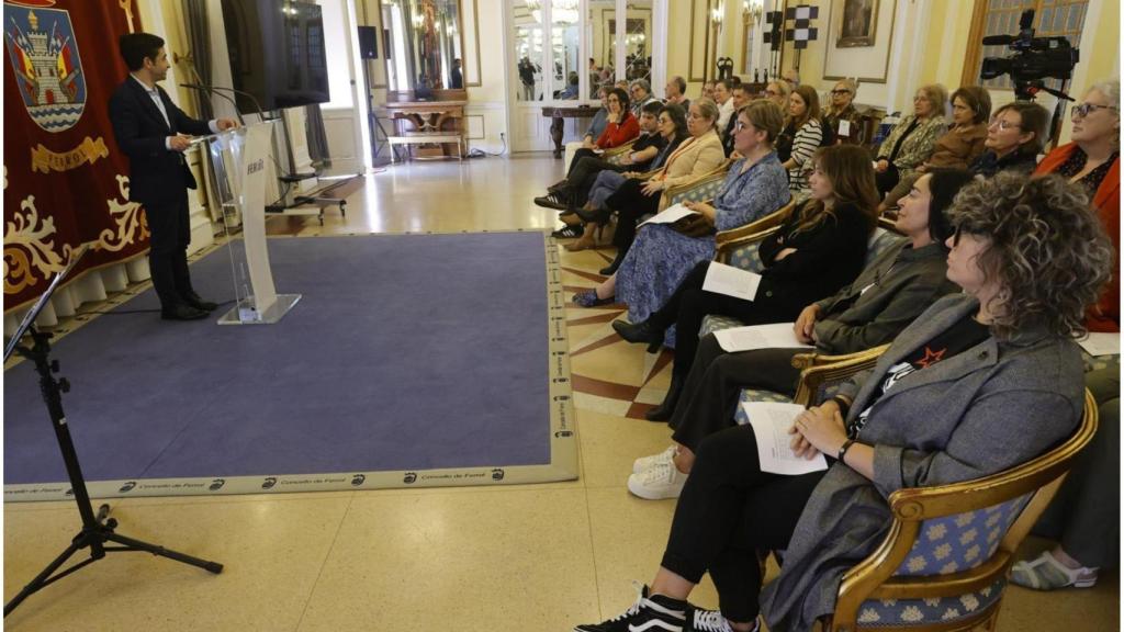 El Concello de Ferrol y Affinor visibilizan la fibromialgia en el Día Mundial de esta enfermedad