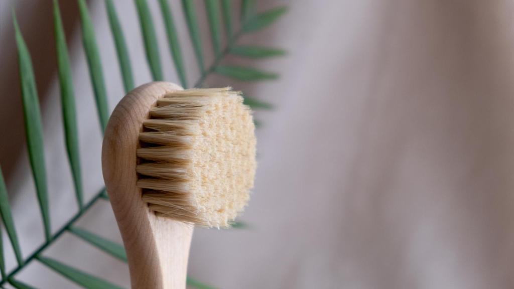 Imagen de un cepillo de masaje facial.