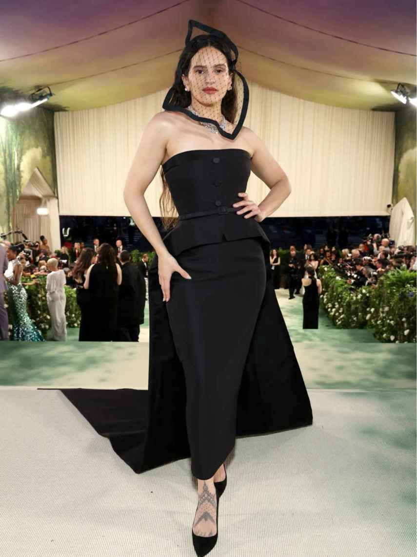 Rosalía en la Gala MET.