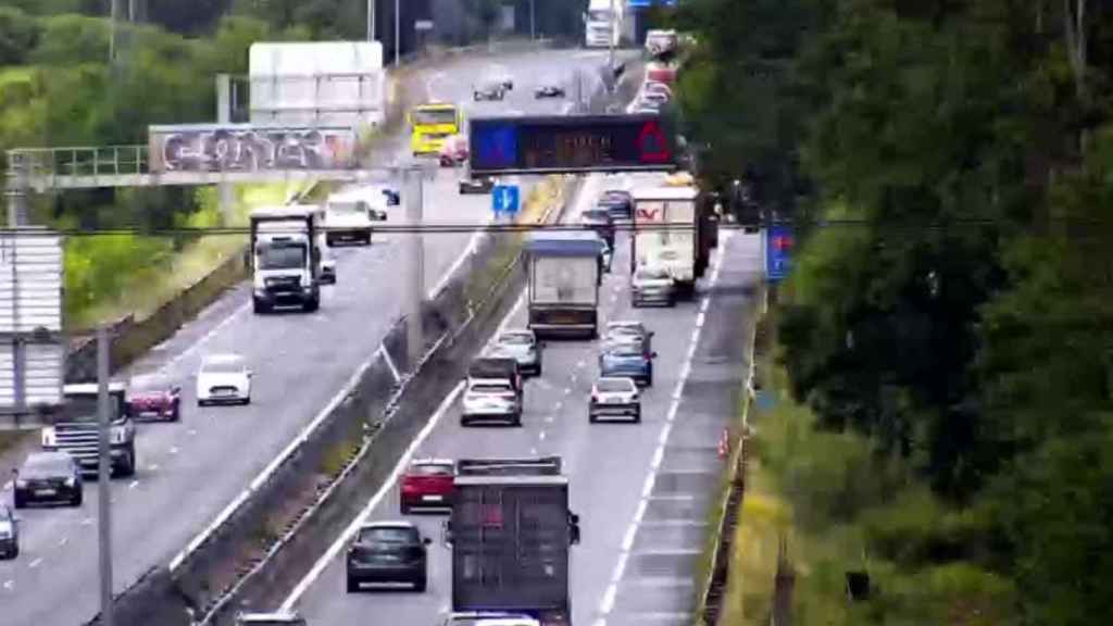 Atasco en la A-55 a causa de un accidente.