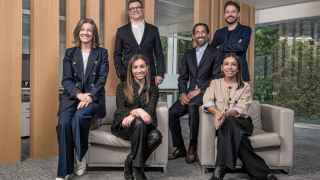 Equipo de LLYC Latam y Dattis.