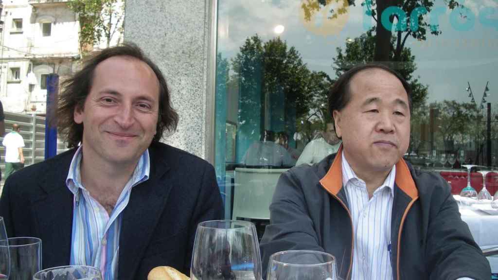 Ángel Fernández Fermoselle y Mo Yan en España en 2008
