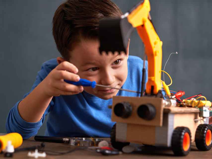 La mayoría de los niños con altas capacidades no reciben atención especializada en los centros escolares.