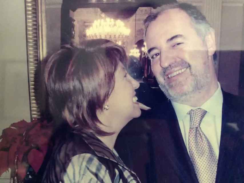 Rosa Villacastín junto a su marido en la imagen que compartió de él en 2022.