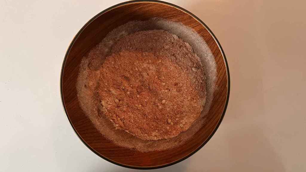 Mezcla de harina y especias para el primer paso del rebozado.