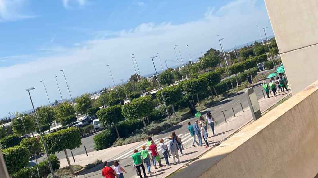 Escaso seguimiento de la concentración del pasado sábado contra la gestión del departamento del Vinalopó.