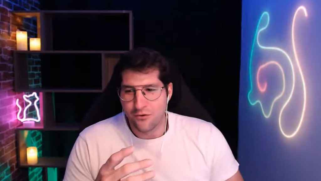 Julián Contreras en su canal de YouTube.