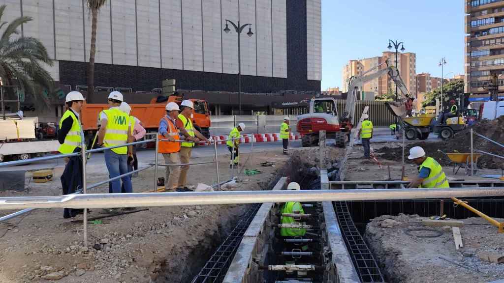 Imágenes del avance de los trabajos del Metro de Málaga en el entorno de El Corte Inglés.