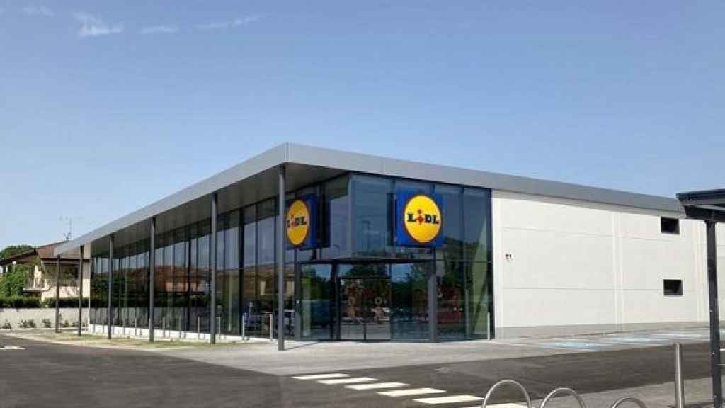 Fachada Lidl.