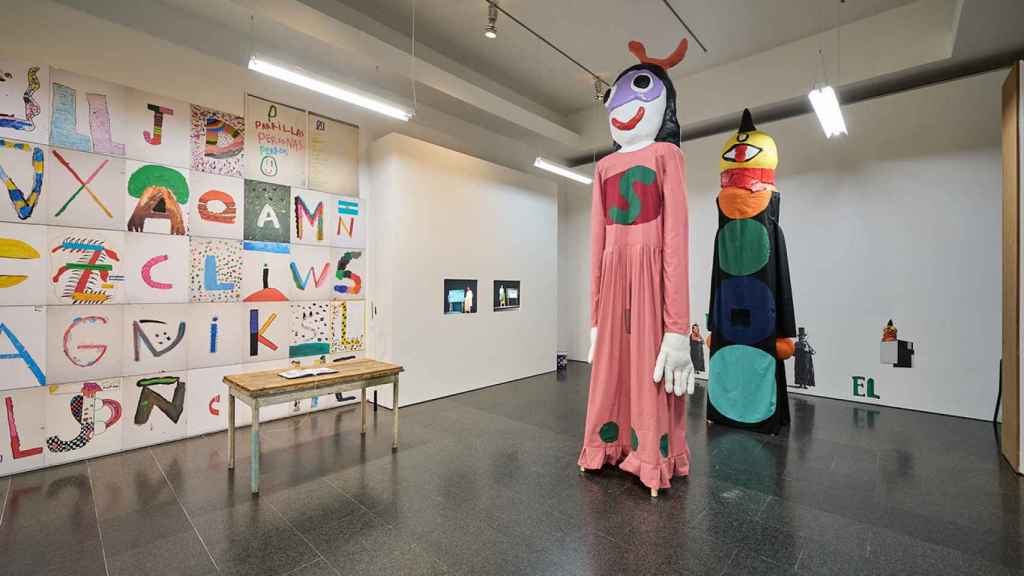 Jordi Colomer: 'El balcón', 2024. Foto: Miquel Coll