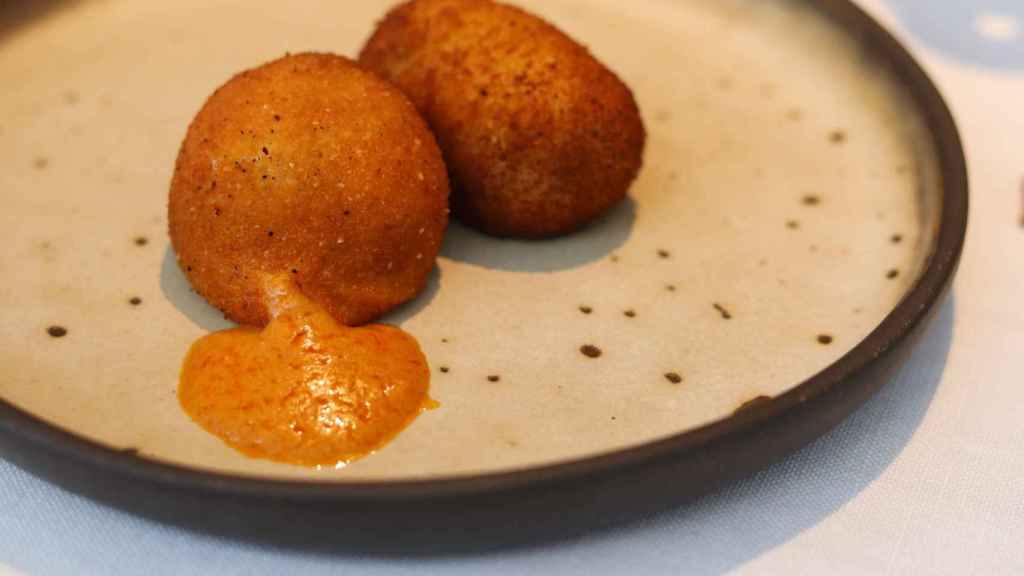 Croqueta de pisto manchego.