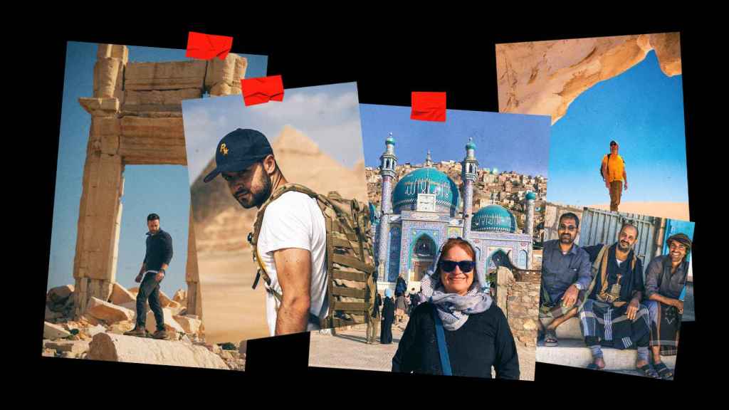 En la imagen, Guillermo, Mónica, Iosu y Joan disfrutan de destinos exóticos.