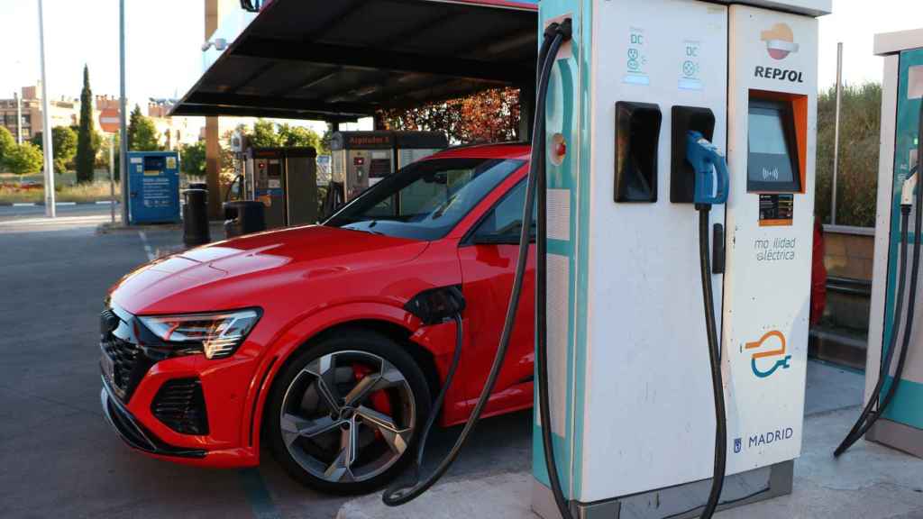 Punto de recarga de Repsol.