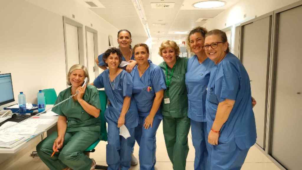 Las TCAE del Hospital Valle del Guadalhorce en el Área de Consultas.