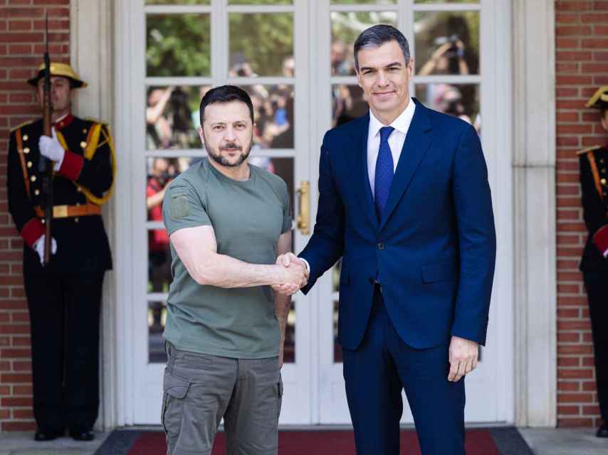 Volodímir Zelenski, presidente de Ucrania, recibido este lunes por Pedro Sánchez en Moncloa.