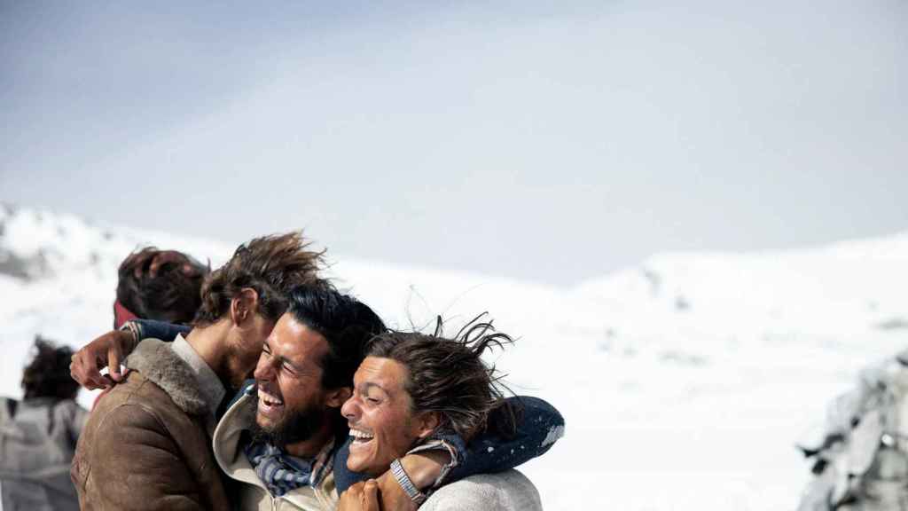 Fotograma de 'La sociedad de la nieve'.