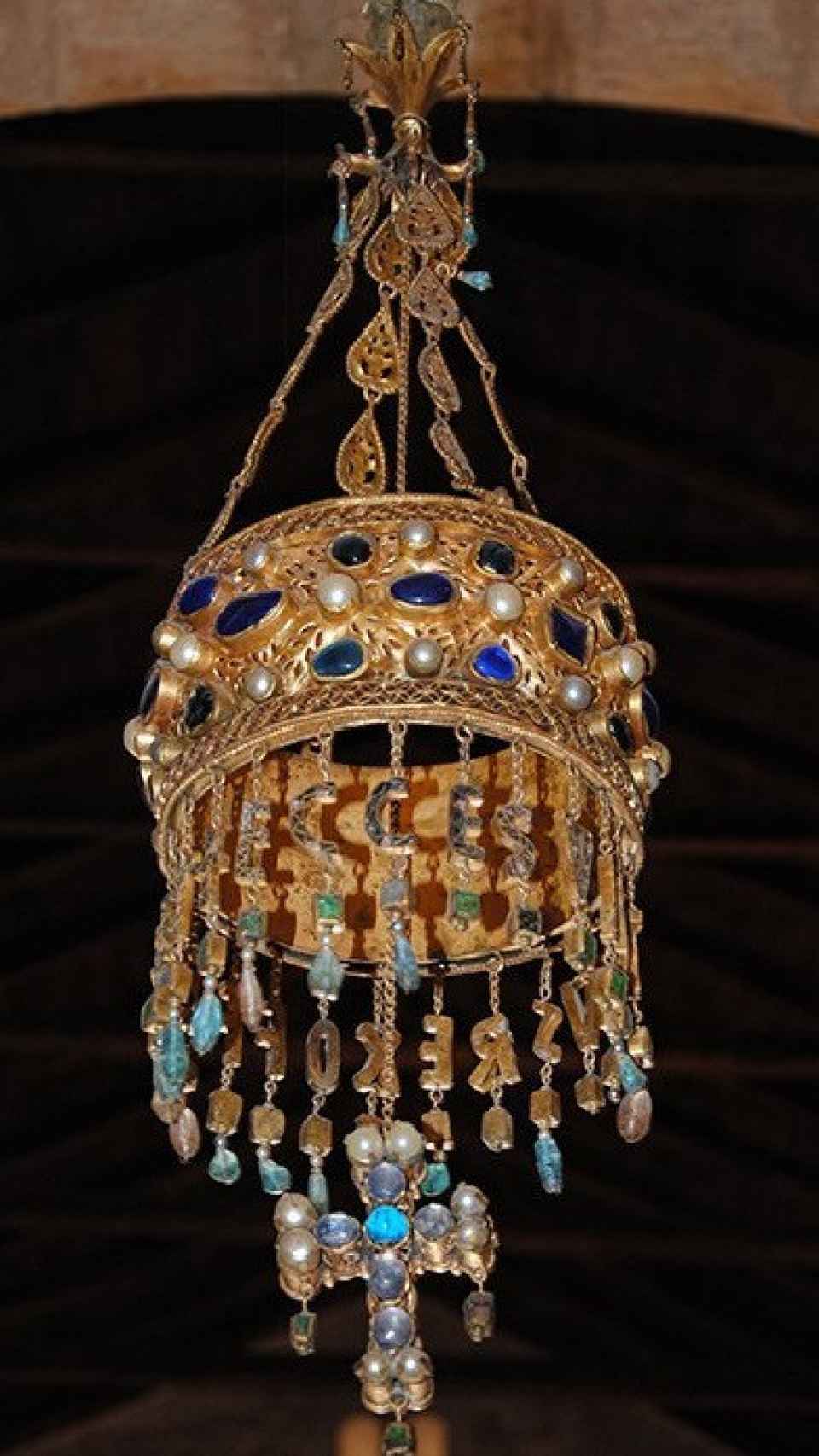 Reproducción de la corona de Recesvinto