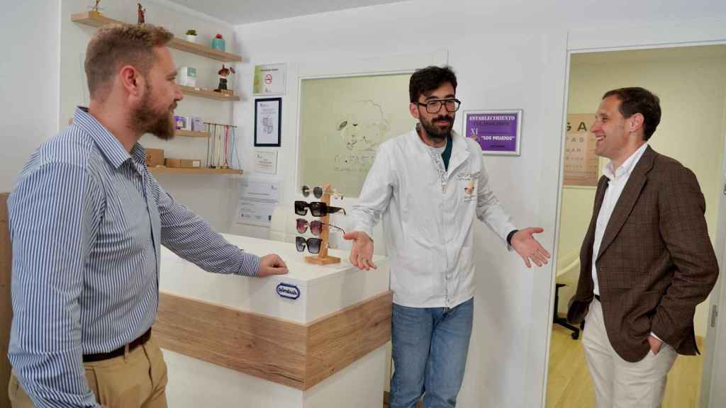 Conrado Íscar visita empresas de la provincia de Valladolid