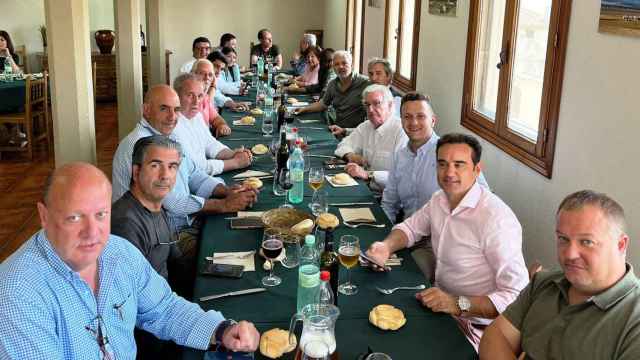 De gastronomía, coloquios y toros por  Ampudia