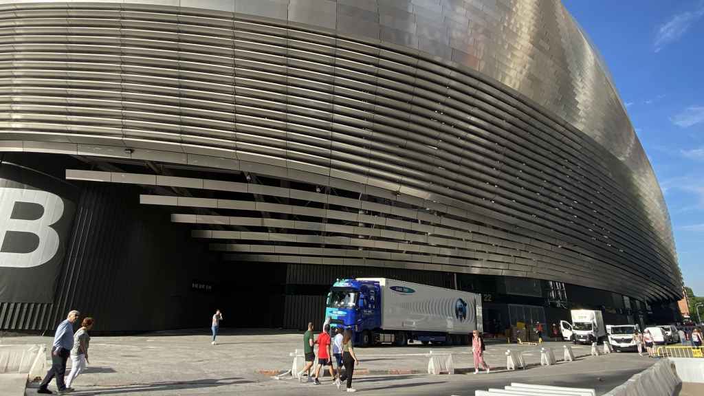 Exteriores del estadio Santiago Bernabéu, en Madrid.