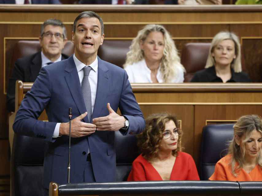 El presidente del Gobierno, Pedro Sánchez, en la sesión de control de este miércoles en el Congreso de los Diputados.