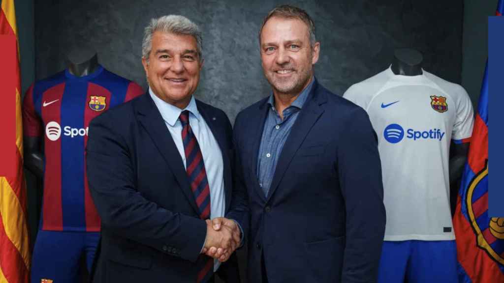Joan Laporta y Hansi Flick tras cerrar el acuerdo
