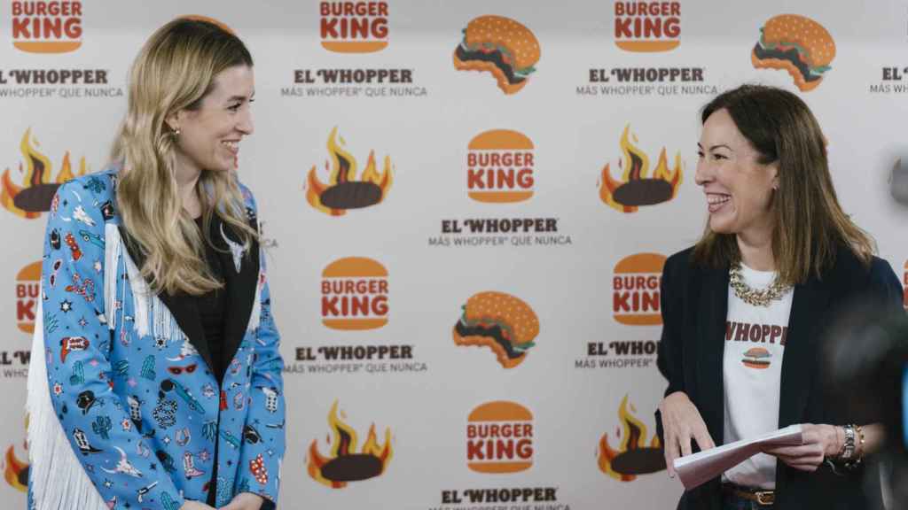 Eva Soriano e Inés Arnal en la inauguración de ‘Museum of the Whopper’